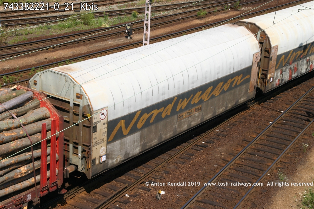743382221-0_21_Kbis.jpg